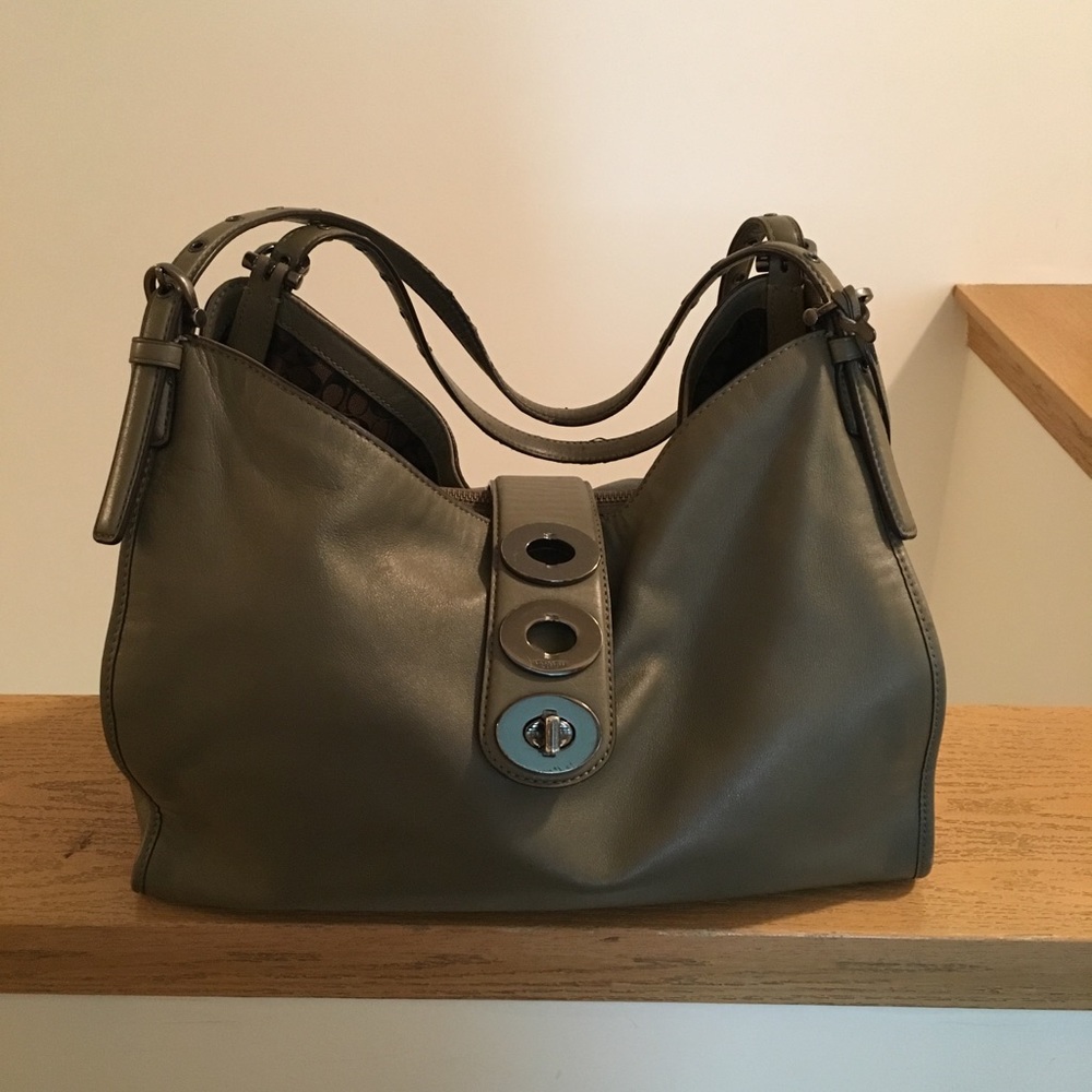 (GUC) Coach Shoulder Purse